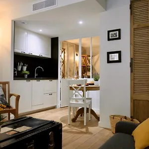Les Petits Volets 3 Au Choix Apartment Antibes